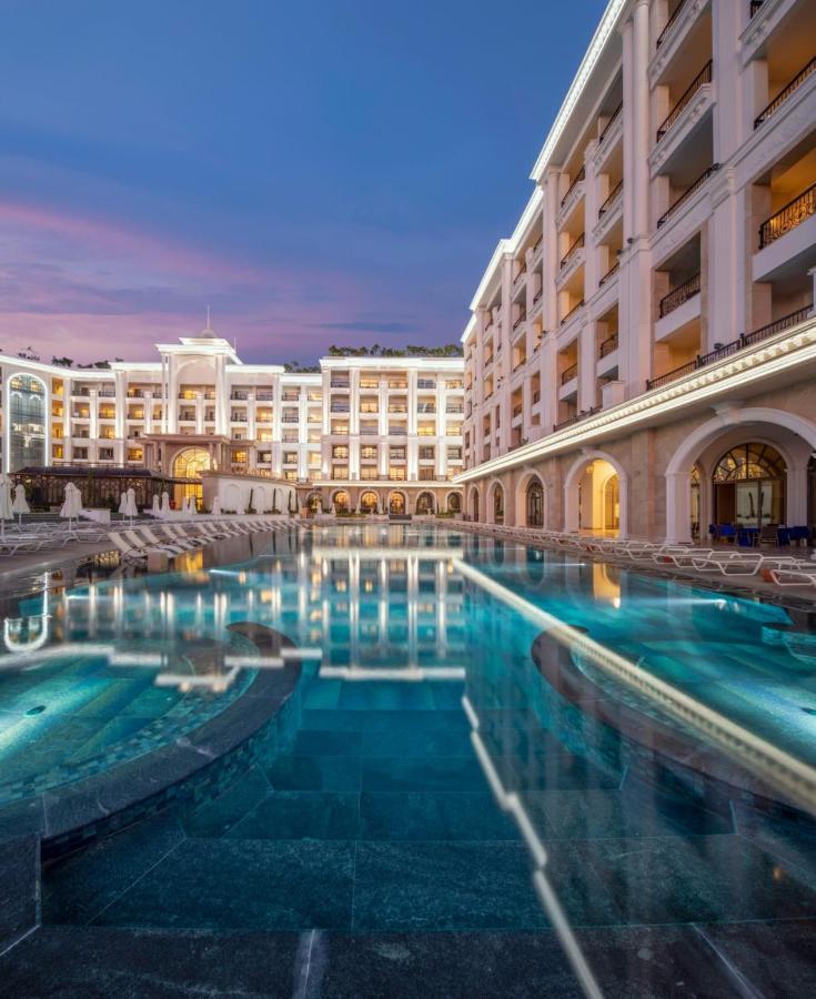Merit Royal Diamond Hotel & Spa Karavas  エクステリア 写真