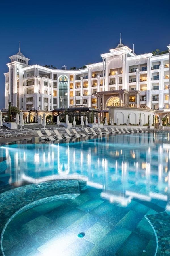 Merit Royal Diamond Hotel & Spa Karavas  エクステリア 写真