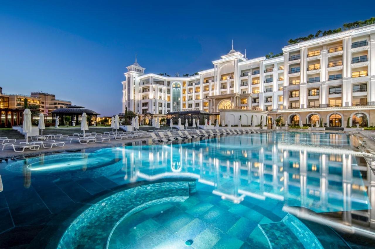 Merit Royal Diamond Hotel & Spa Karavas  エクステリア 写真