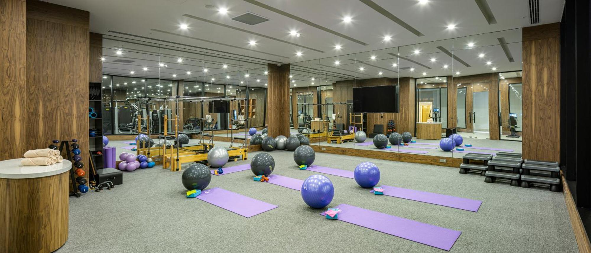 Merit Royal Diamond Hotel & Spa Karavas  エクステリア 写真